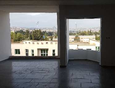 Plateau de bureau spacieux à vendre au centre ville de Fès